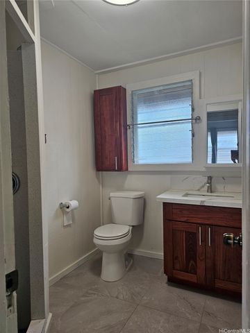 2361 Pauoa Road A, Honolulu, HI 96813