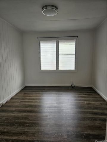 2361 Pauoa Road A, Honolulu, HI 96813