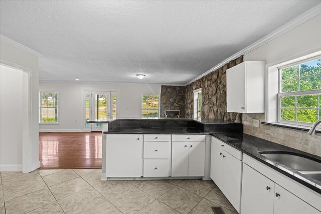 485 Nellie Head Road, Tunnel Hill, GA 30755