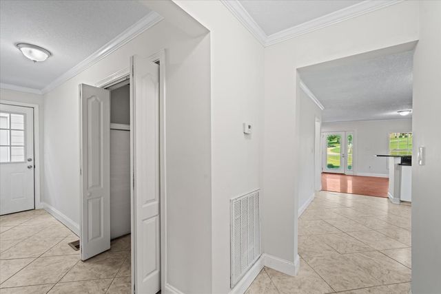 485 Nellie Head Road, Tunnel Hill, GA 30755