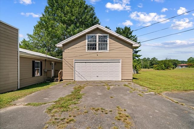 485 Nellie Head Road, Tunnel Hill, GA 30755