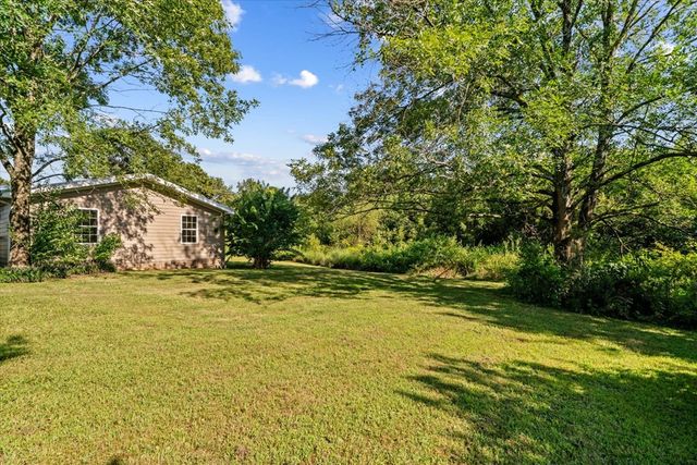 485 Nellie Head Road, Tunnel Hill, GA 30755