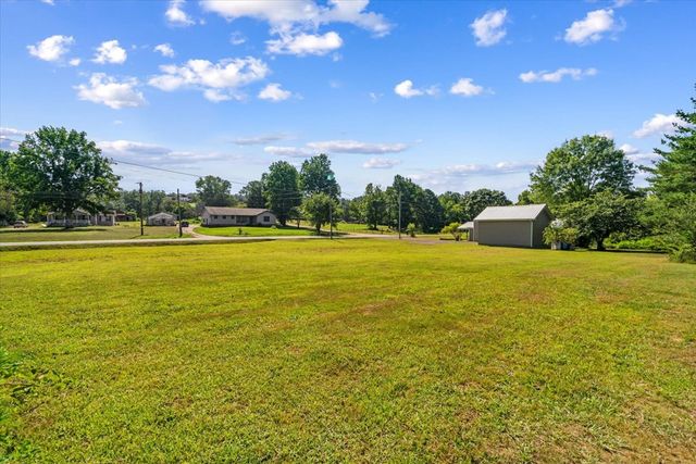 485 Nellie Head Road, Tunnel Hill, GA 30755
