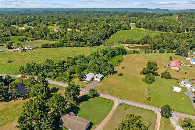 485 Nellie Head Road, Tunnel Hill, GA 30755