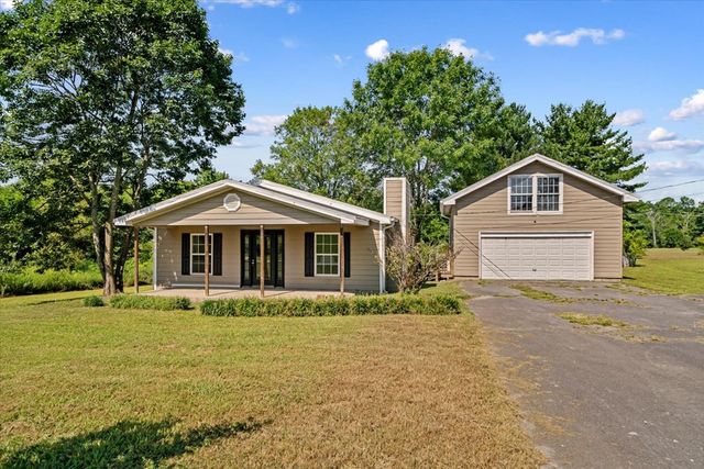 485 Nellie Head Road, Tunnel Hill, GA 30755