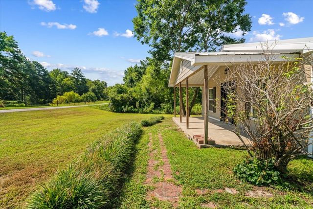 485 Nellie Head Road, Tunnel Hill, GA 30755