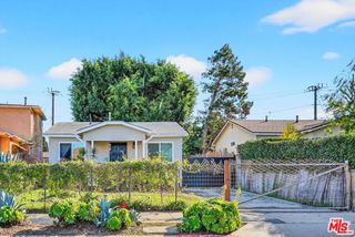 916 E 68th Street, Inglewood, CA 90302