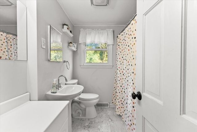 852 Burt St, Taunton, MA 02780