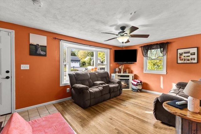 852 Burt St, Taunton, MA 02780