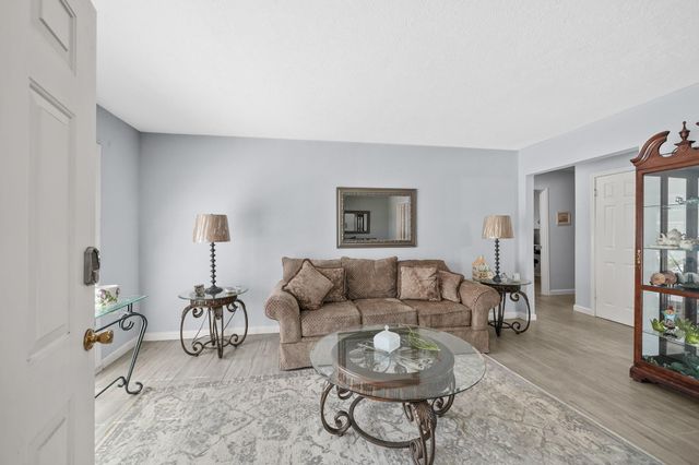206 Tilden Drive, Pasadena, TX 77506