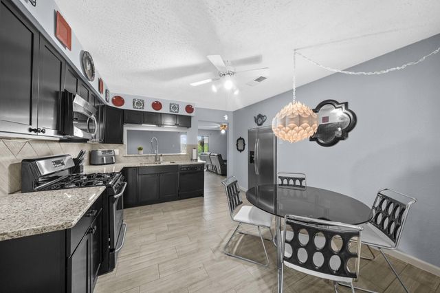 206 Tilden Drive, Pasadena, TX 77506
