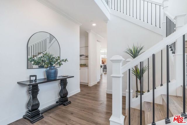 20151 Strathern Street, Winnetka, CA 91306