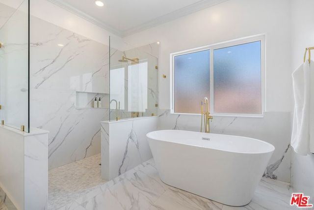 20151 Strathern Street, Winnetka, CA 91306