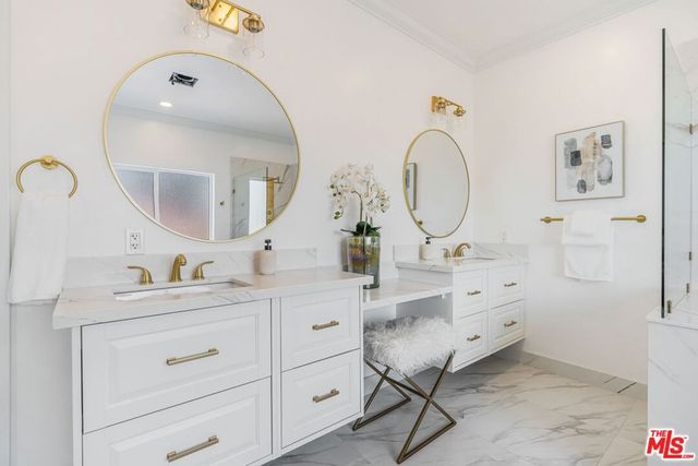 20151 Strathern Street, Winnetka, CA 91306