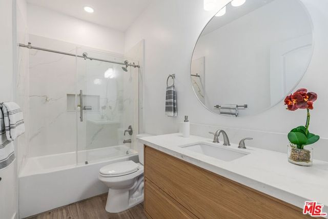 20151 Strathern Street, Winnetka, CA 91306