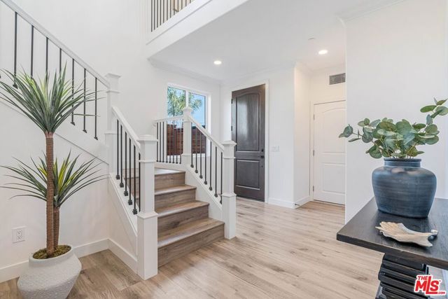 20151 Strathern Street, Winnetka, CA 91306