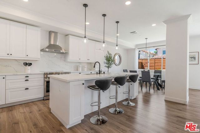 20151 Strathern Street, Winnetka, CA 91306