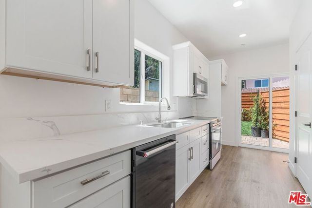 20151 Strathern Street, Winnetka, CA 91306