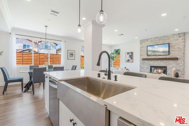 20151 Strathern Street, Winnetka, CA 91306