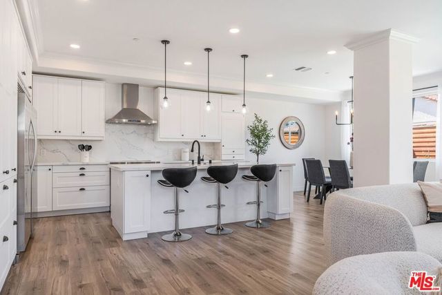 20151 Strathern Street, Winnetka, CA 91306