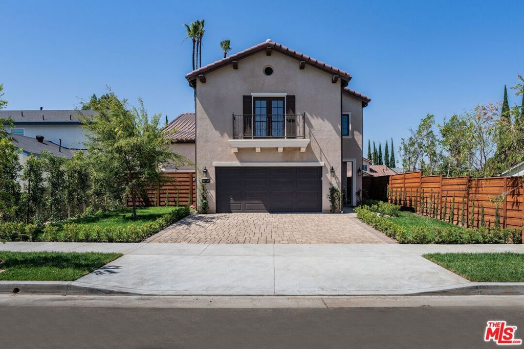 20151 Strathern Street, Winnetka, CA 91306