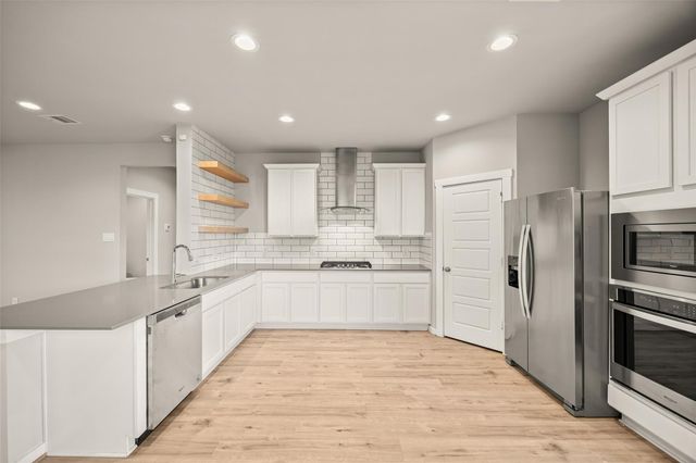 2823 Kennet Manor Drive, Houston, TX 77047