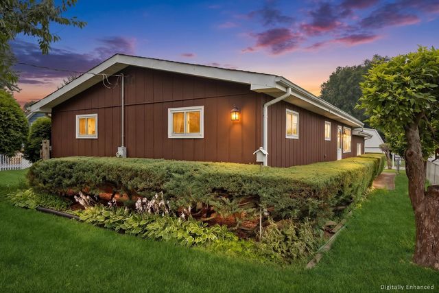 1631 N Oak Avenue, Round Lake Beach, IL 60073