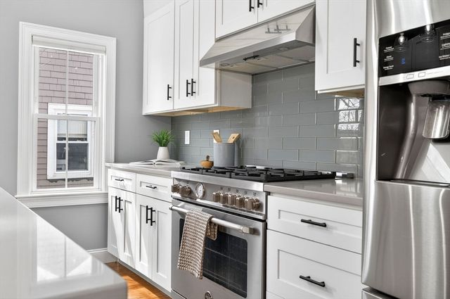 70 Pearson Ave 3, Somerville, MA 02144