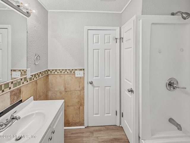 3842 ANVERS Boulevard, Jacksonville, FL 32210