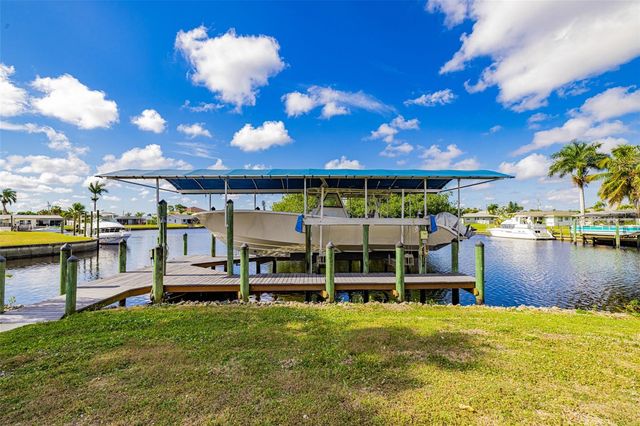 13856 LAZY LANE, Fort Myers, FL 33905