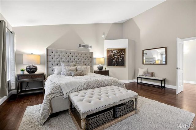 2106 Babler Ridge Dr Lane, Wildwood, MO 63038