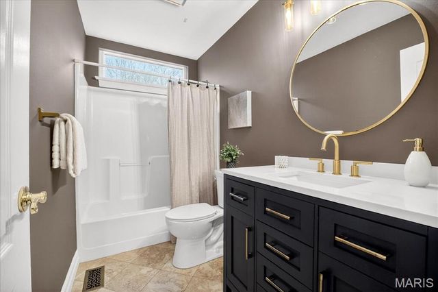 2106 Babler Ridge Dr Lane, Wildwood, MO 63038