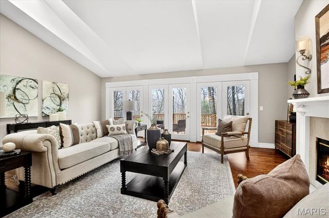 2106 Babler Ridge Dr Lane, Wildwood, MO 63038