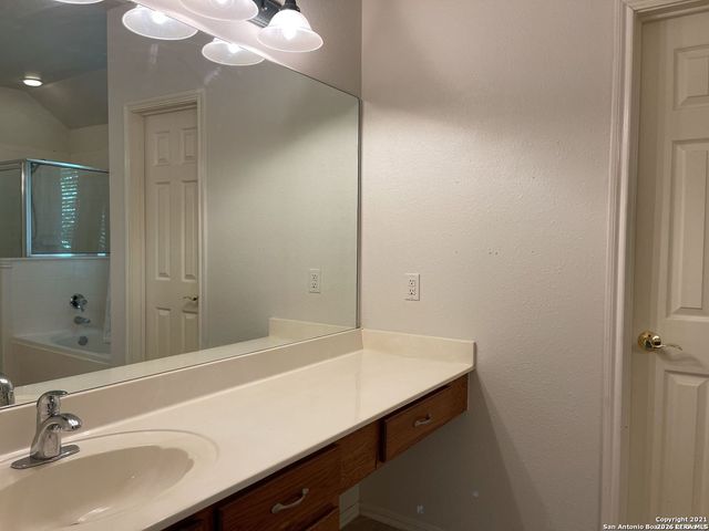 20027 HORIZON BLF, San Antonio, TX 78258