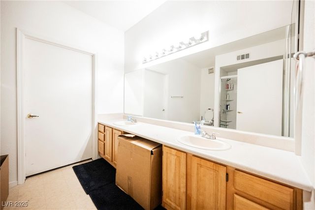 1401 North Michael Way 118, Las Vegas, NV 89108