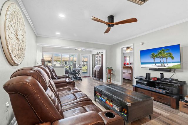 19029 US HIGHWAY 19 N 27E, Clearwater, FL 33764