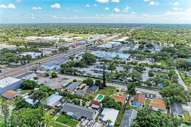 3928 S EAST AVENUE, Sarasota, FL 34231