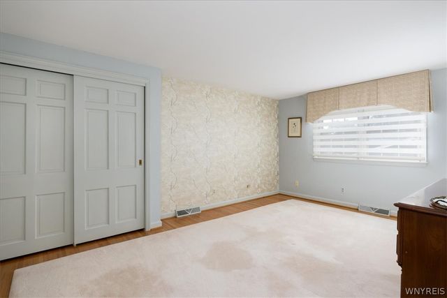 171 Halwill Drive, Amherst, NY 14226