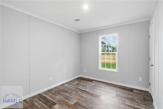 94 Thrasher Circle, Jesup, GA 31545