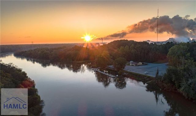 94 Thrasher Circle, Jesup, GA 31545