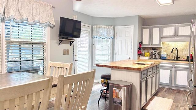 95 Burton Drive, Douglasville, GA 30134