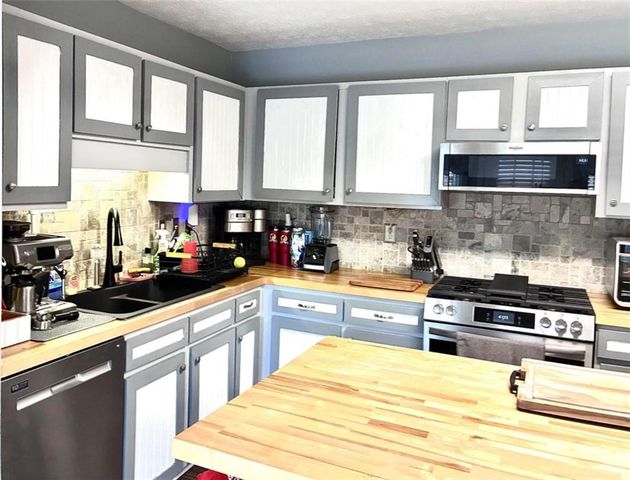 95 Burton Drive, Douglasville, GA 30134