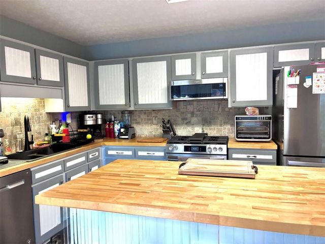 95 Burton Drive, Douglasville, GA 30134