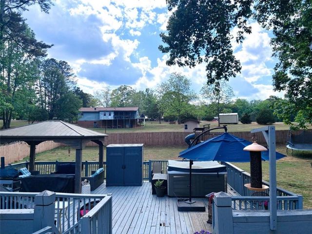 95 Burton Drive, Douglasville, GA 30134