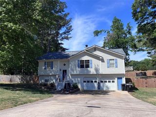 95 Burton Drive, Douglasville, GA 30134