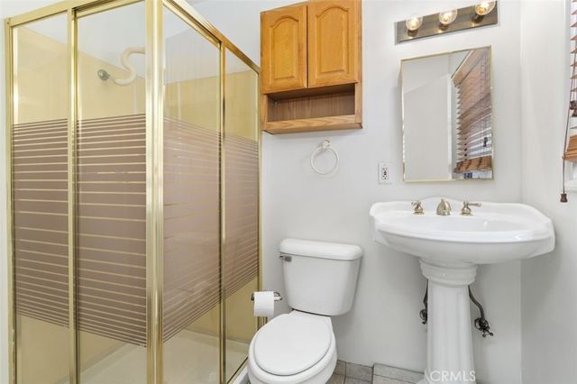 1525 W Princeton St, Ontario, CA 91762