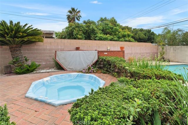1525 W Princeton St, Ontario, CA 91762