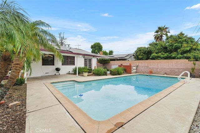 1525 W Princeton St, Ontario, CA 91762