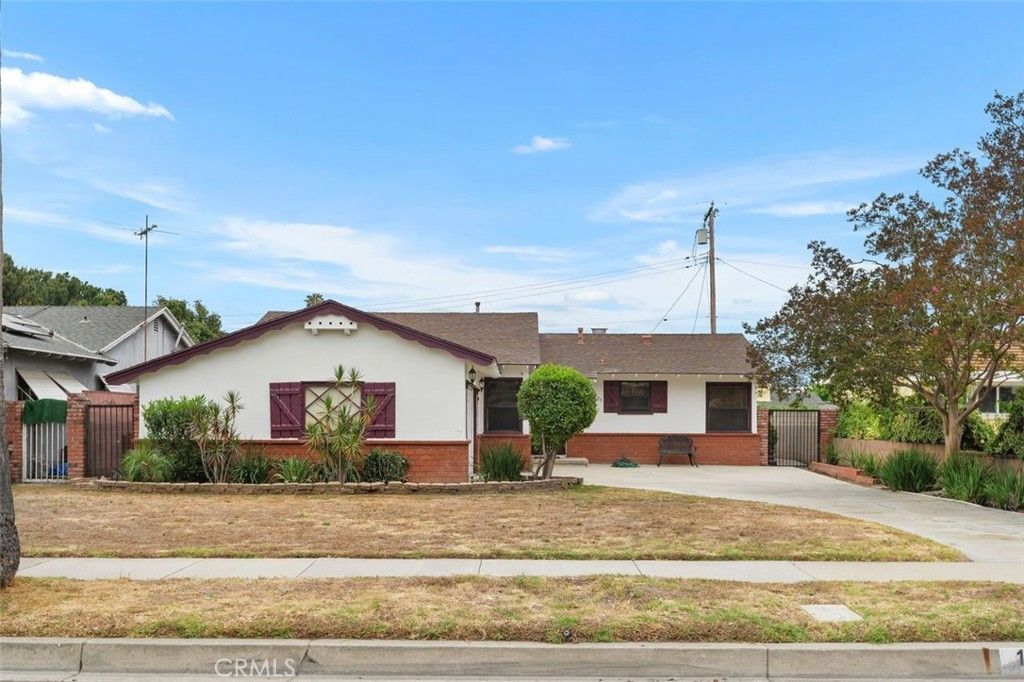 1525 W Princeton St, Ontario, CA 91762