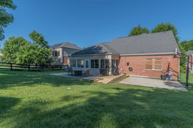 1111 Bayswater Drive, Union, KY 41091